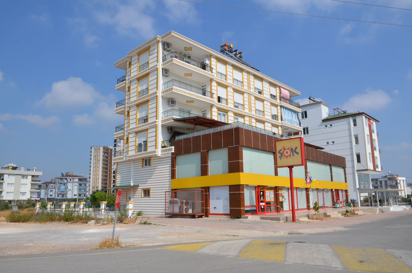 Aydemir 4 Apartmanı